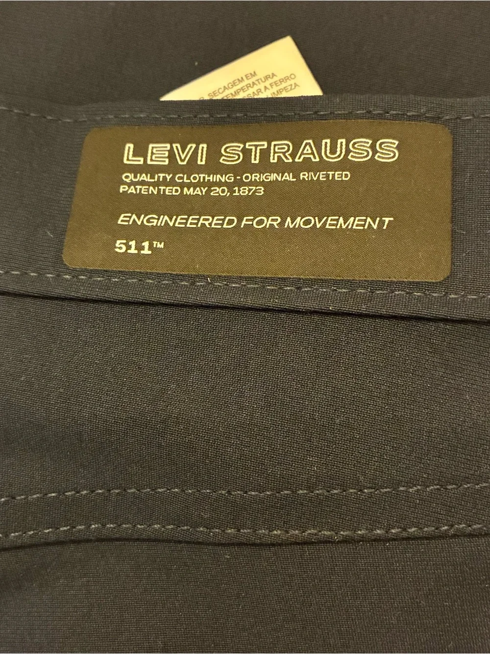 Levis straight leg